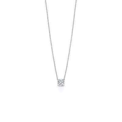 TIFFANY TRUE® PENDANT IN PLATINUM WITH A TIFFANY TRUE® DIAMOND